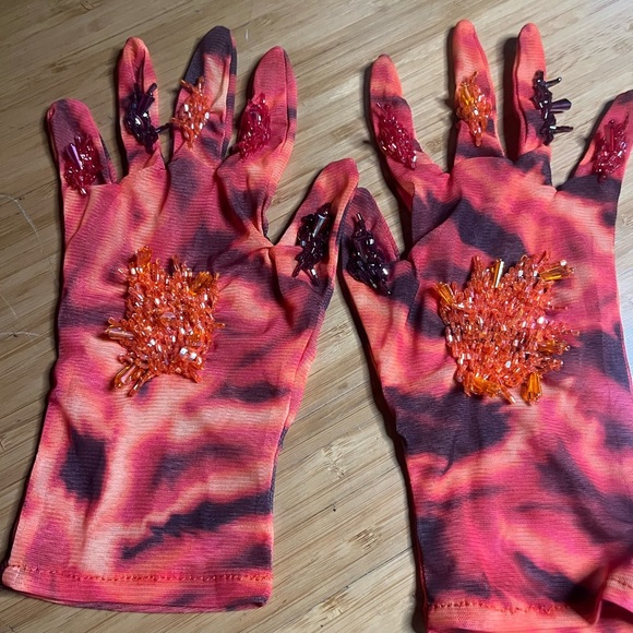 GUC Onalaja- Zisi Isi Off the Shoulder Gown. Size XL. - Picture 6 of 9